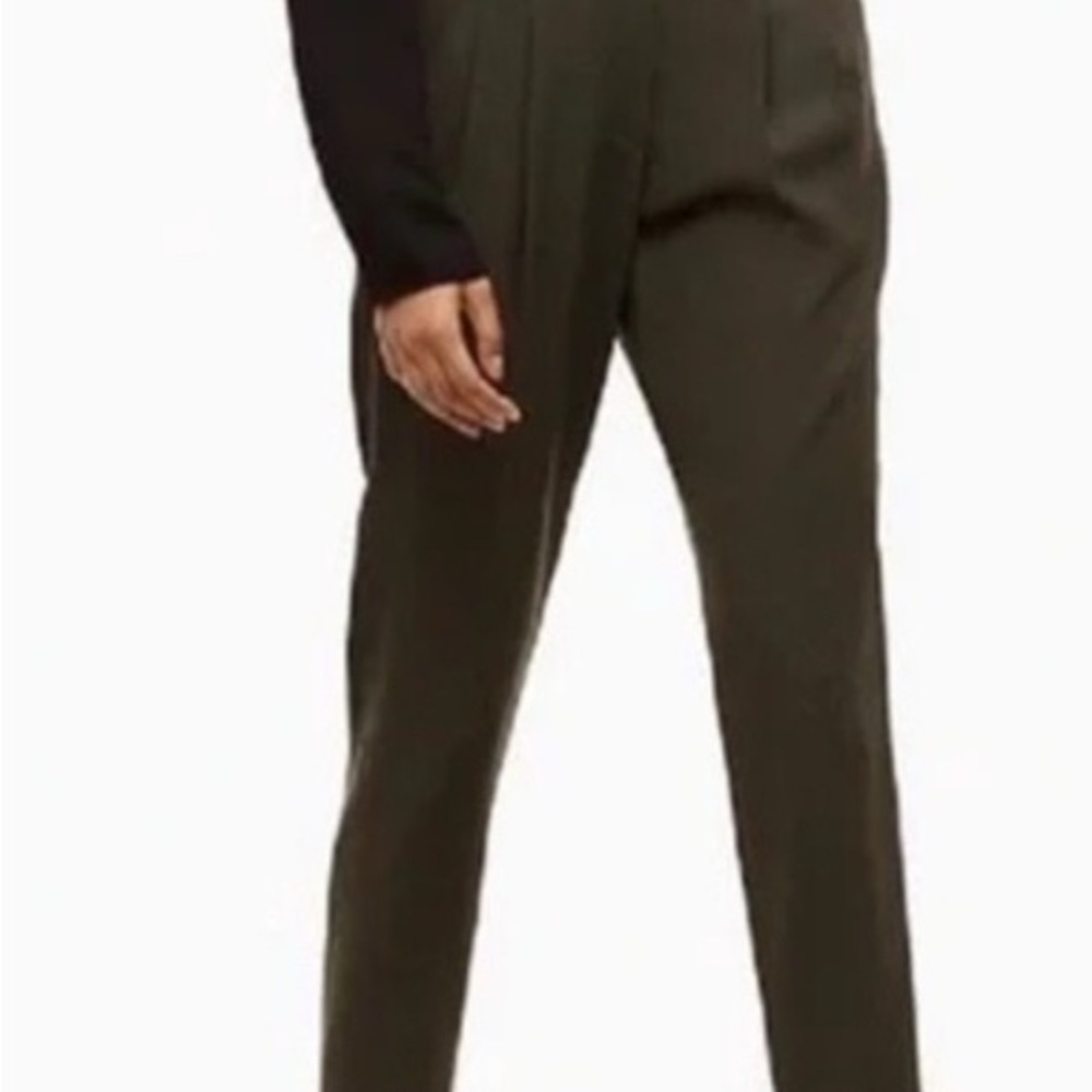 Aritzia Babaton Conan Olive Tapered Pants